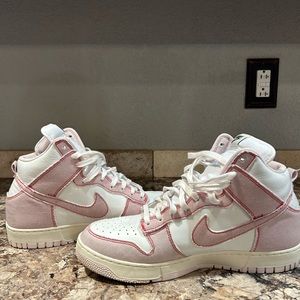 Men’s size 12 Nike dunks